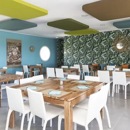 アパートホテル Odalys Acqua Linda