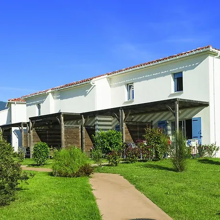 Odalys Acqua Linda 3* ポッジョ・メッザナ