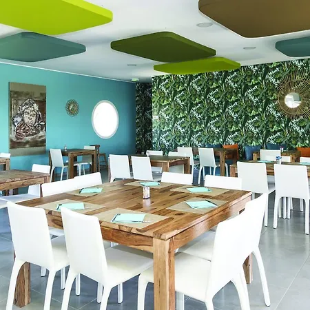 Aparthotel Odalys Acqua Linda 3*